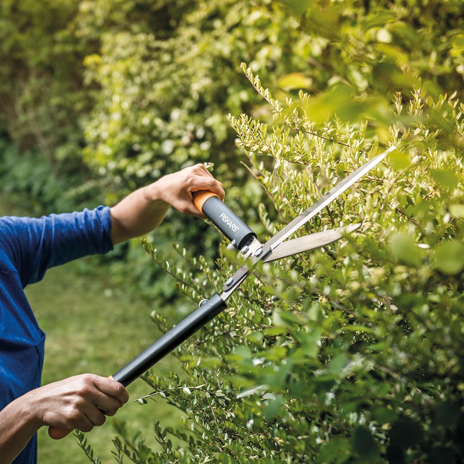 imageFiskars 23Inch Hedge Shears Bush Trimmer with PowerGear2 Technology that Multiplies Power for Less Effort SoftGrip Handles with ShockAbsorbing BumpersPowerGear 23 in