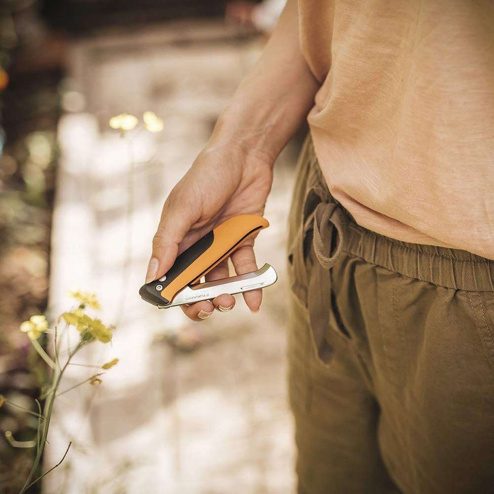imageFiskars Folding Knife for Produce Harvesting Foldable Gardening Hand Tool with Ergonomic Design