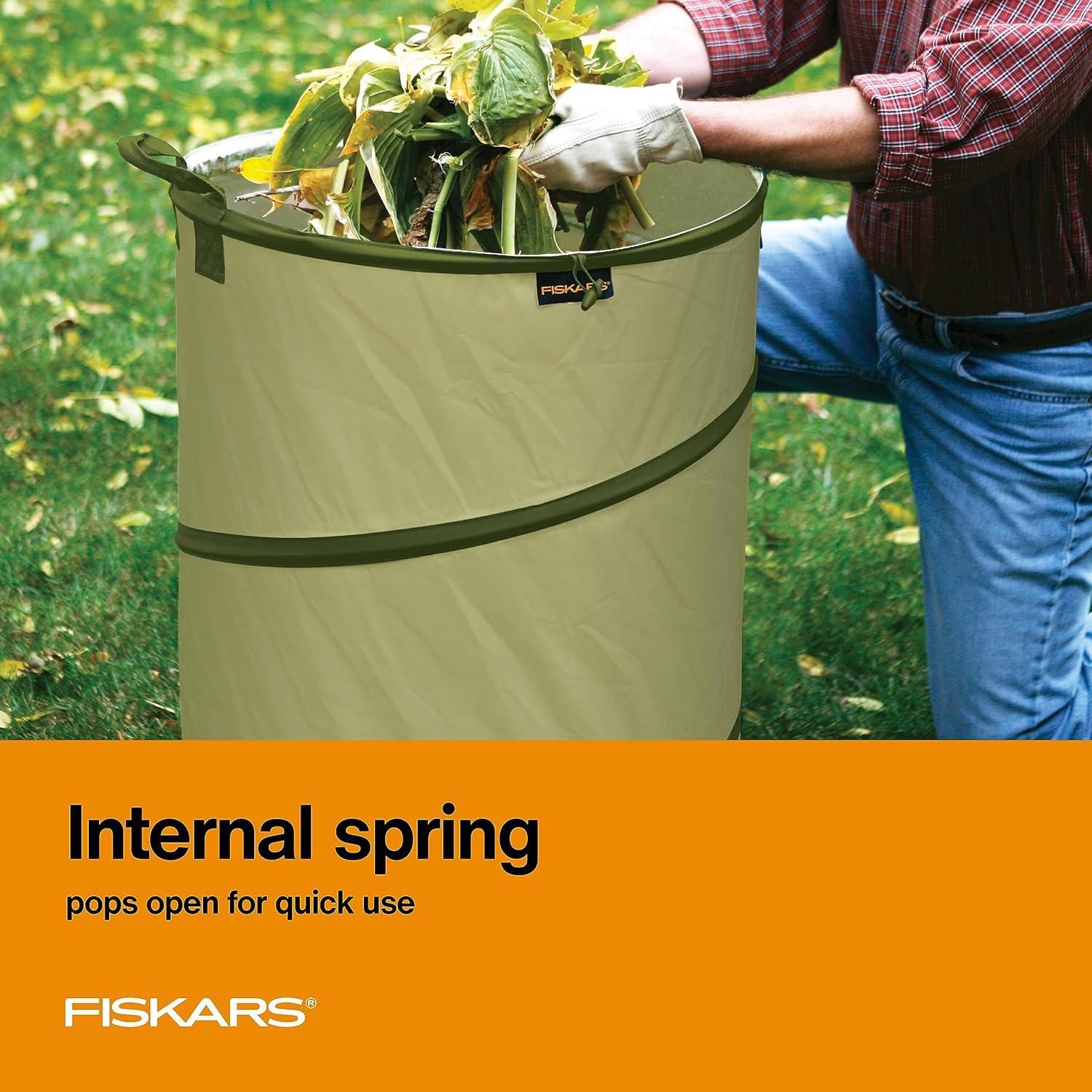 imageFiskars Kangaroo Collapsible Garden Bag for Yard Waste 30 Gallon Reusable Container for Lawn Care and GardeningCollapsible Garden Bag  30 Gallon