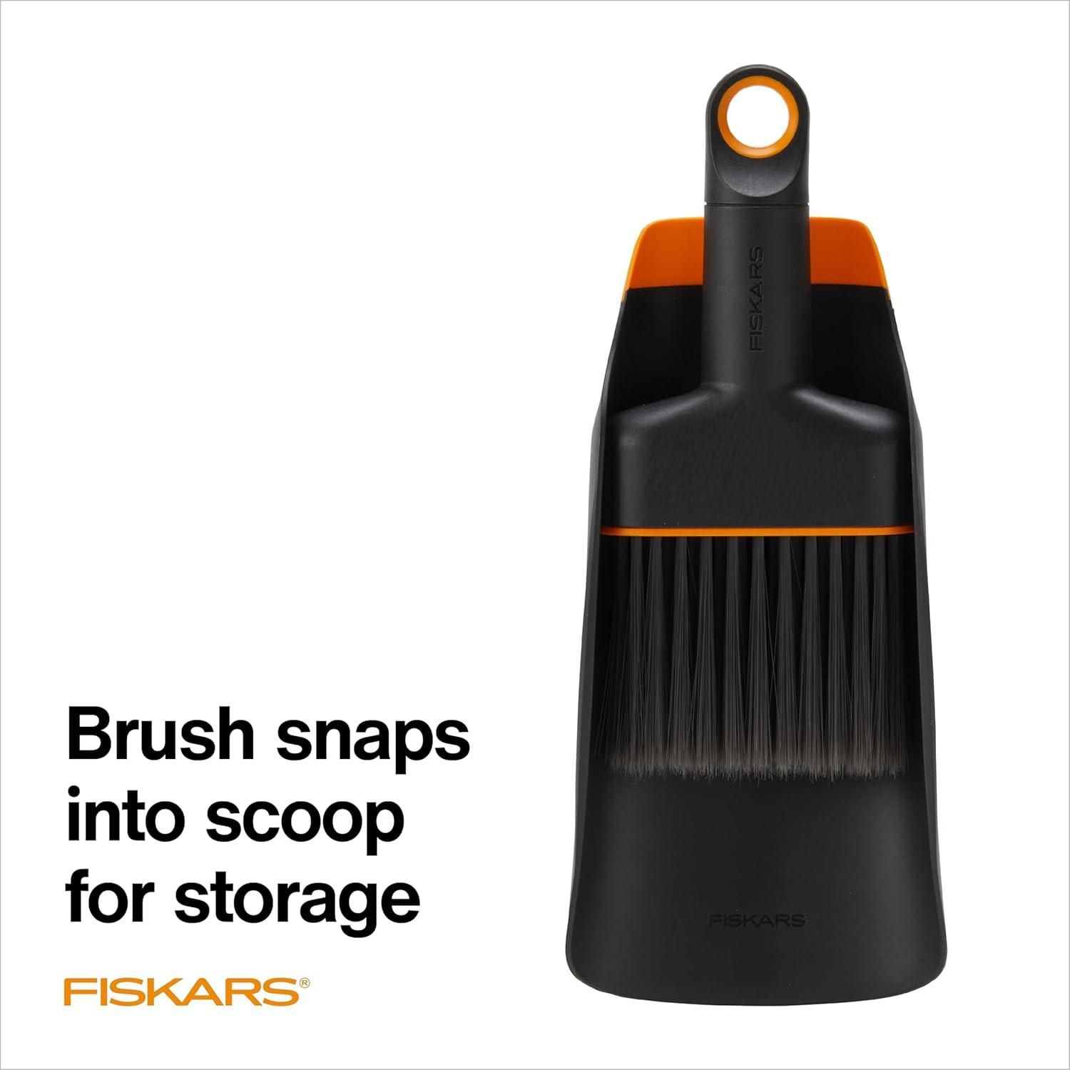 imageFiskars Planting Soil Scoop and Brush Set Garden Tool for Indoor Gardening Mess Control for Transplanting and Repotting Made with Recycled Plastic