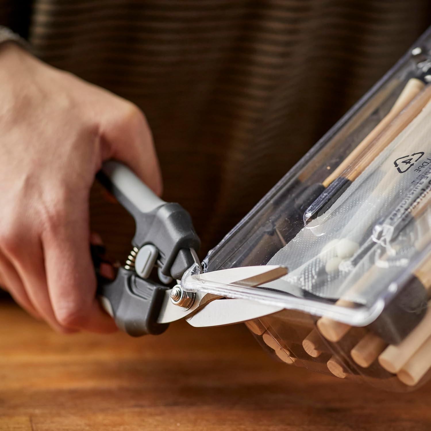 imageFiskars Everyday Package Opener Large